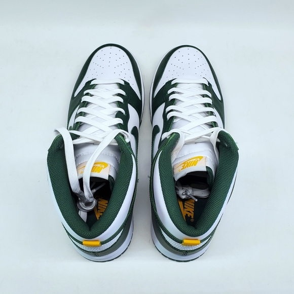 Nike Dunk High - Picture 4 of 11